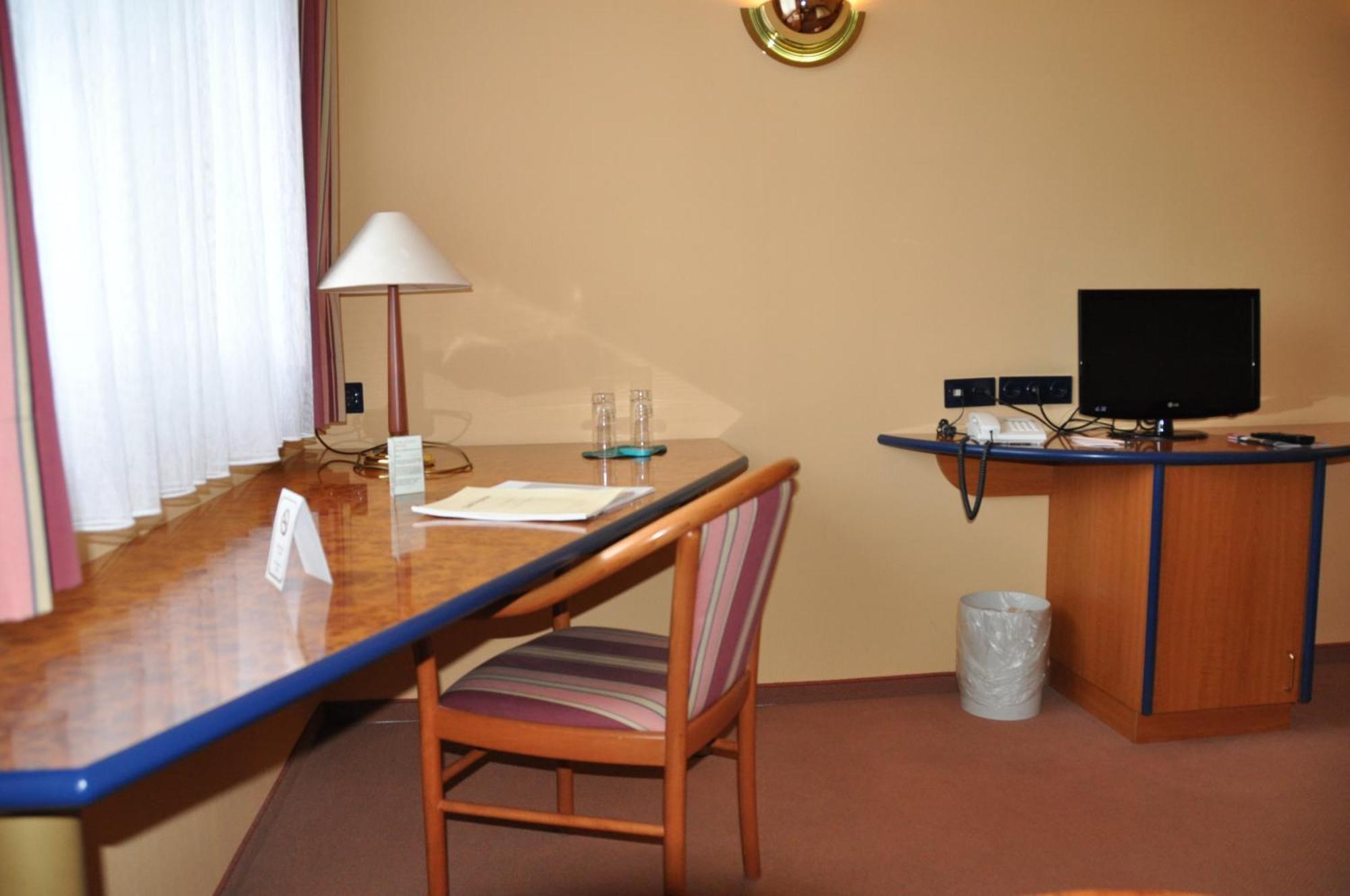 Hotel Falkenstein Falkenstein  Стая снимка